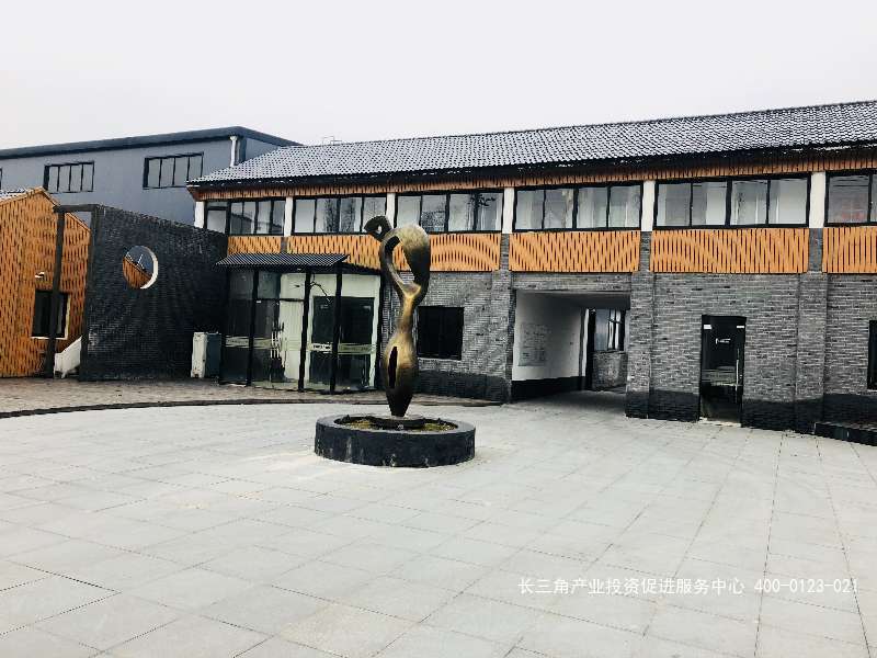 G2305奉贤庄行东街庄行电商物流厂房仓库出租  1156平方 单层厂房带精装办公楼
